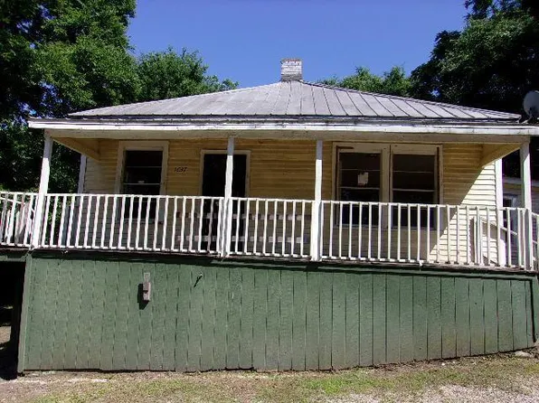 1637 Matt Leonard Dr SW, Birmingham, AL 35211