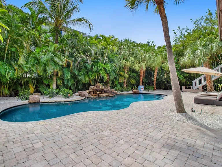 727 Jacaranda Rd #ID1591516P — Photo 23