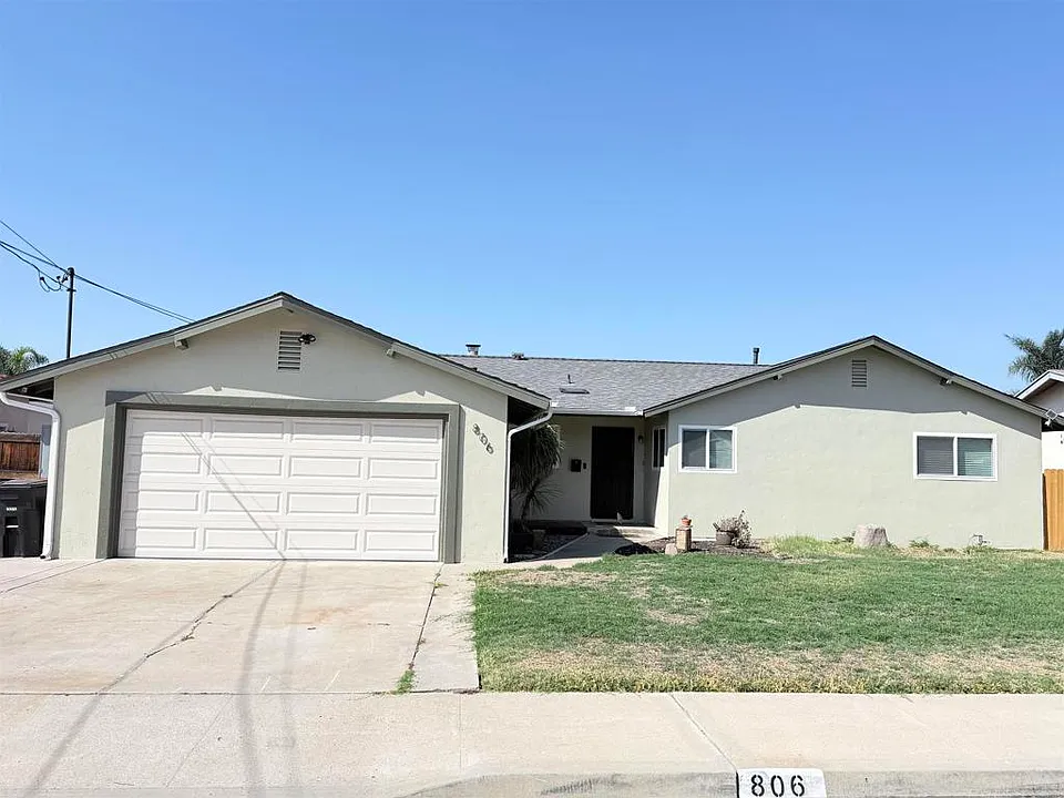 806 Fairway Ct