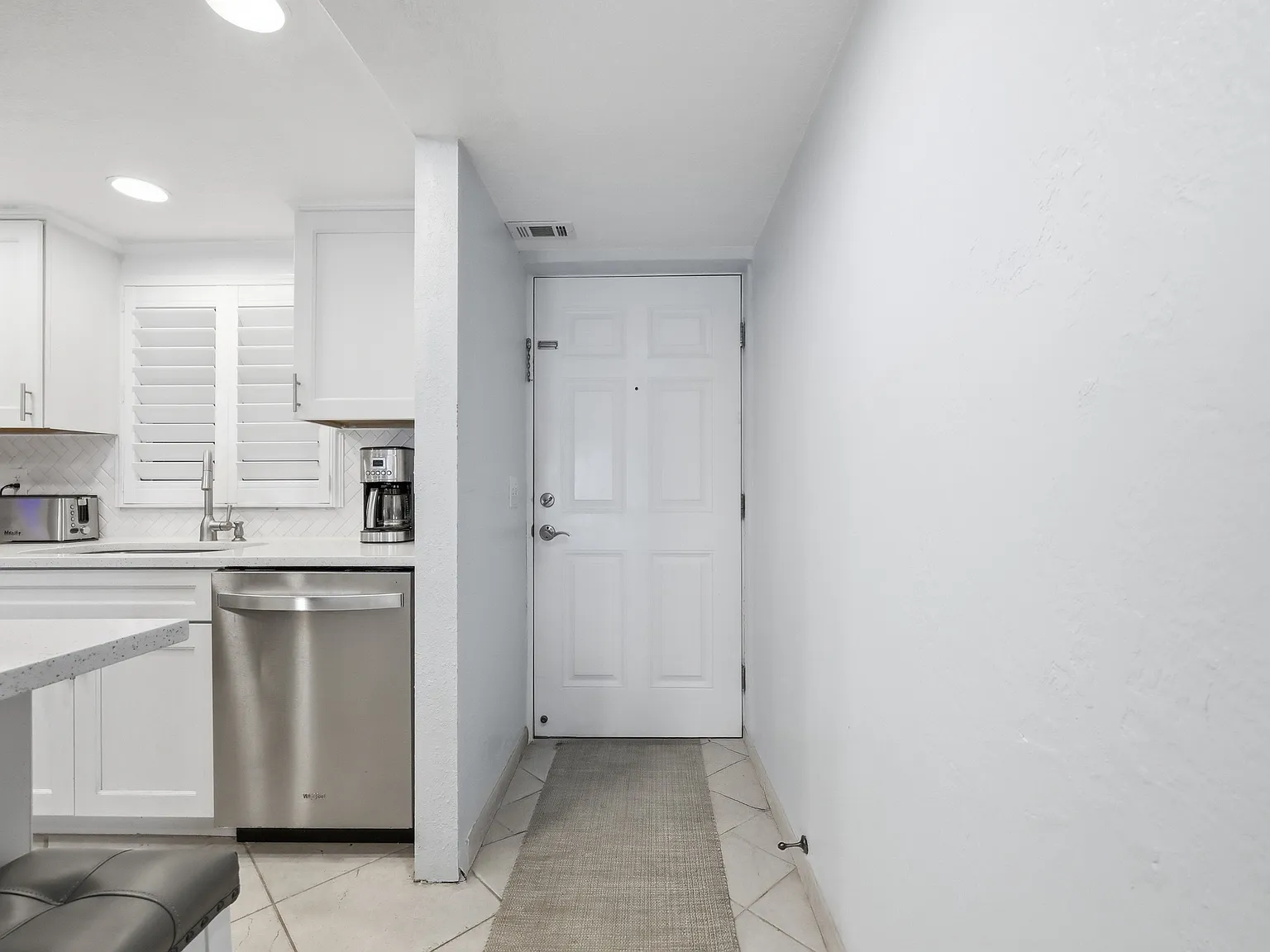 3747 S Atlantic Ave — Photo 3