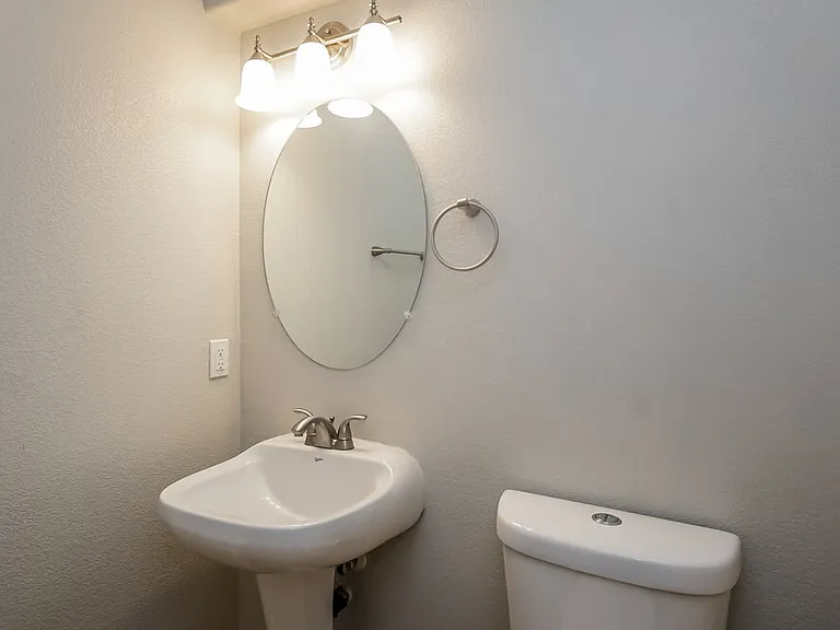 1136 Lilac Charm Ave — Photo 15