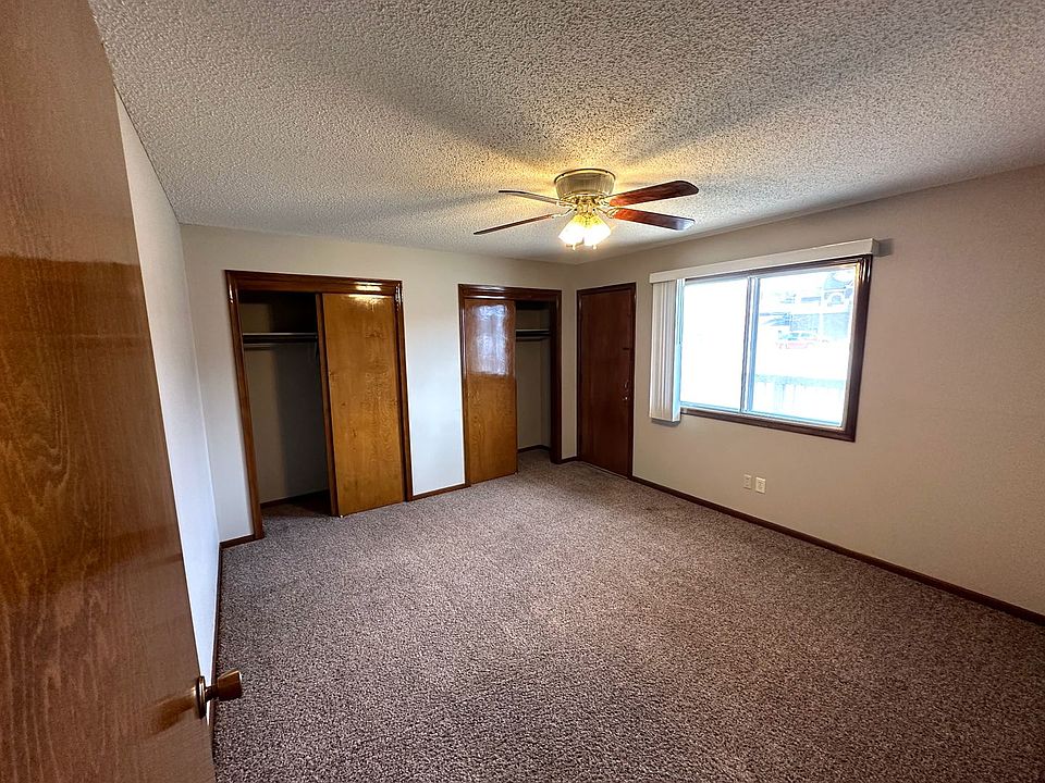 2nd image of 35 N 1st St APT 2