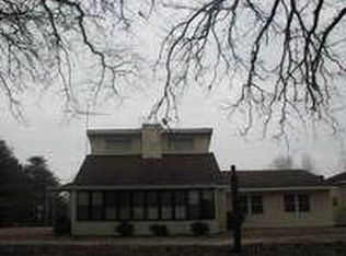 960 Lunar Ln, Williston, SC 29853