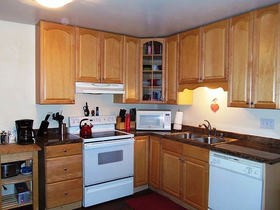 2nd image of 7000 Saranac St Unit 24
