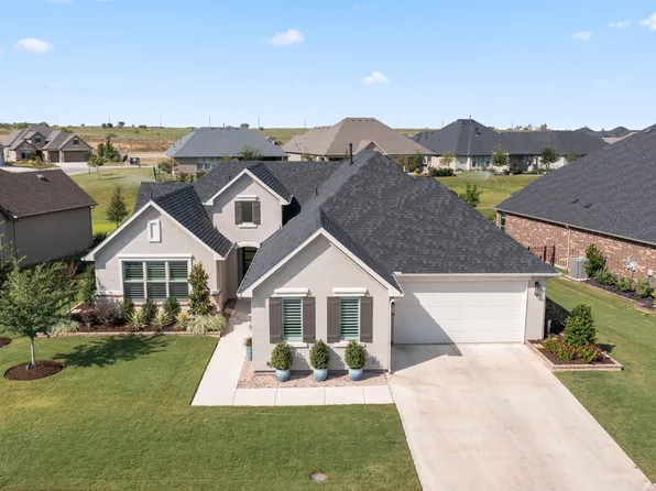 11604 Drinkwater Dr, Denton, TX 76207