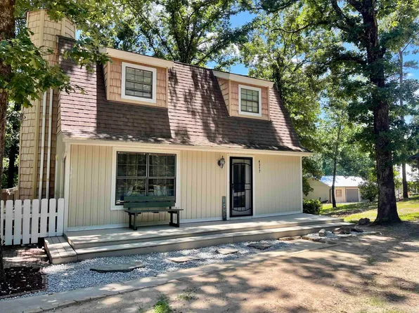 4317 Southland Ln, Benton, AR 72019