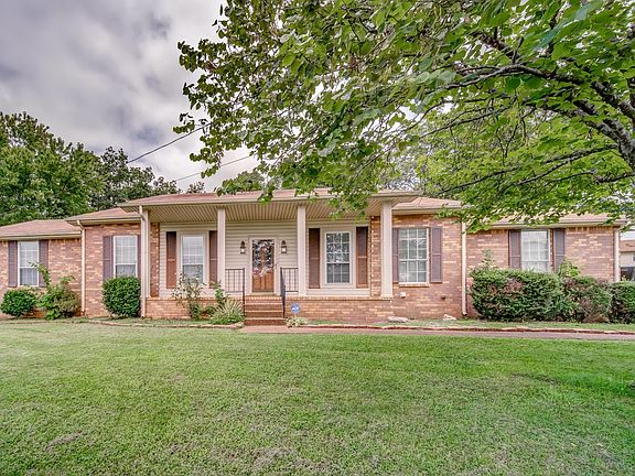 5th image of 3506 Wood Bridge Dr