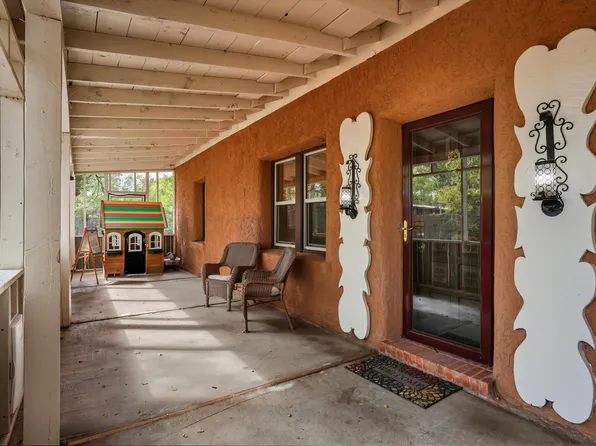 3871 Corrales Rd, Rio Rancho, NM 87048