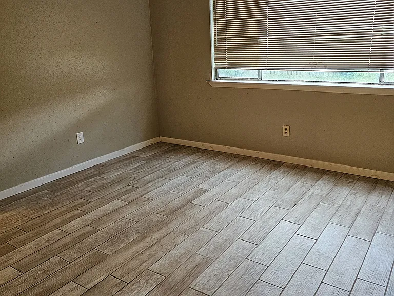 13130 Newbrook Dr — Photo 8