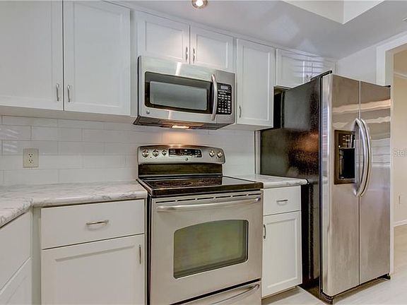 4th image of 1465 Normandy Park Dr APT 7