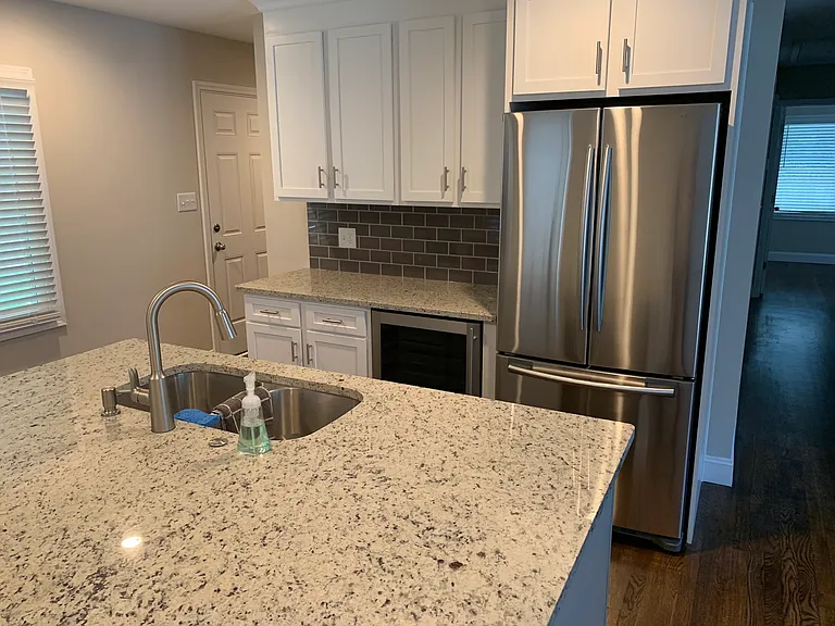 3901 Slagle Dr — Photo 4