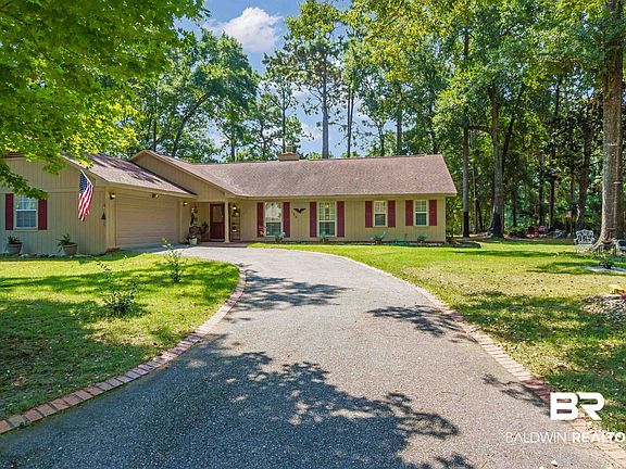 3rd image of 106 Ferncliff Cir