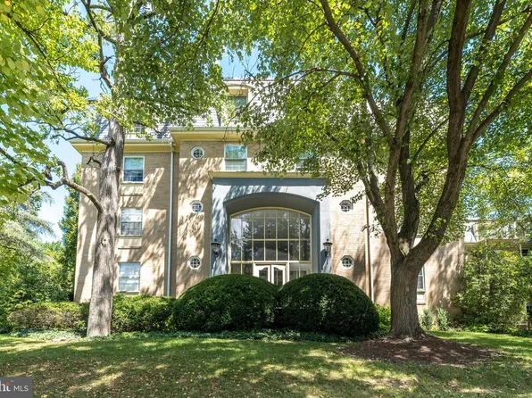 449 W Montgomery Ave #203, Haverford, PA 19041