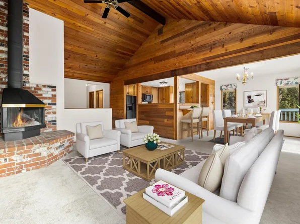 20841 King Hezekiah Way, Bend, OR 97702