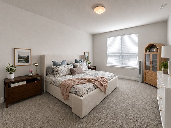 5th image of 813 Portina Dr