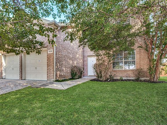3rd image of 1036 Wood Stream Dr