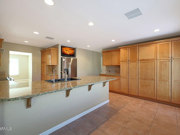 4th image of 9506 W CALICO Drive