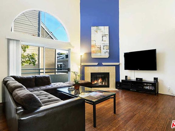 3rd image of 2550 S Centinela Ave APT 110
