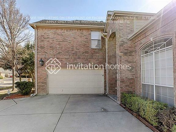 2nd image of 1727 Chatham Ln