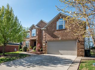 3168 Hemingway Ln, Lexington, KY 40513