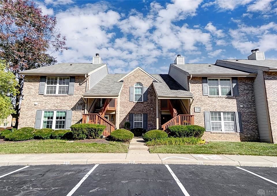 1st image of 220 Waterfront Pl