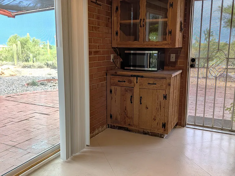 4140 W Camino Pintoresco — Photo 6