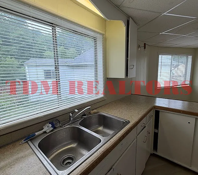 1913 Nebraska Ave #2 — Photo 8