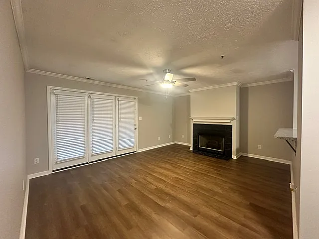 300 Bubble Creek Ct #1 — Photo 8