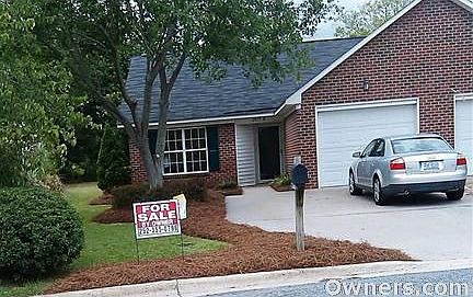 1st image of 2617A Richard Dr