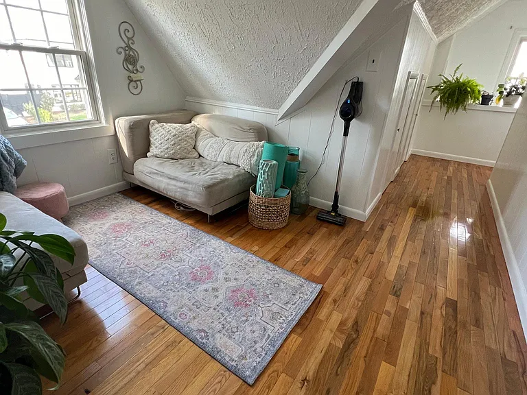 Hallway to Bedrooms