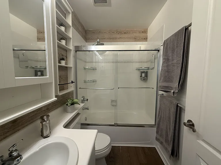 1177 Hornby St #605 — Photo 20