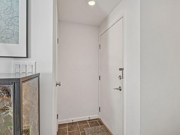 4th image of 1536 Lafayette Dr APT B