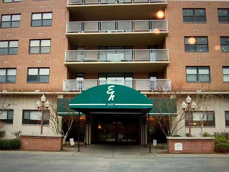1st image of 4466 W Pine Blvd APT 9G