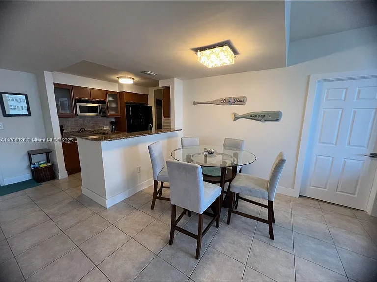 2080 S Ocean Dr #6 — Photo 2