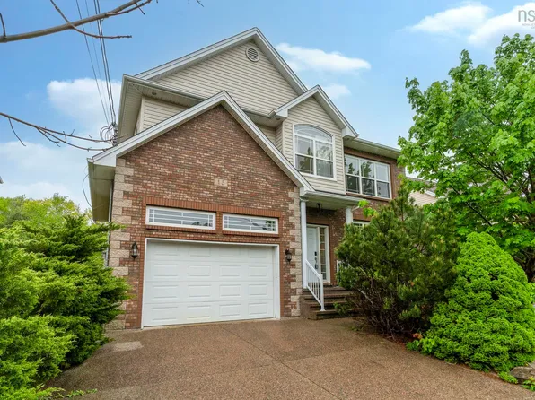 15 Kingsbury Way, Bedford, NS B4A 4M5