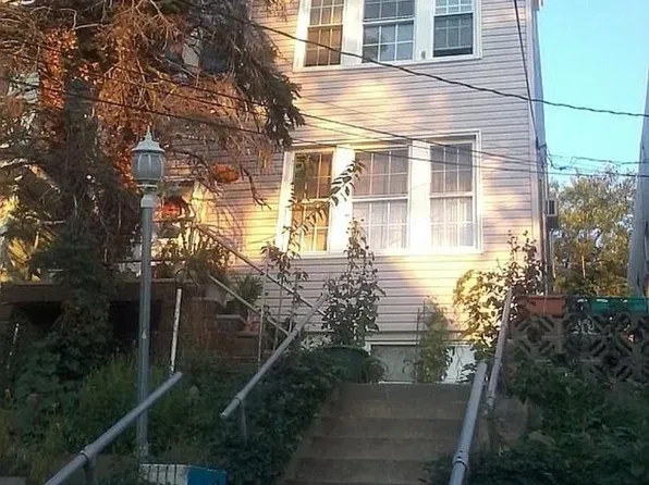 198 Columbia Avenue image 1 of 3