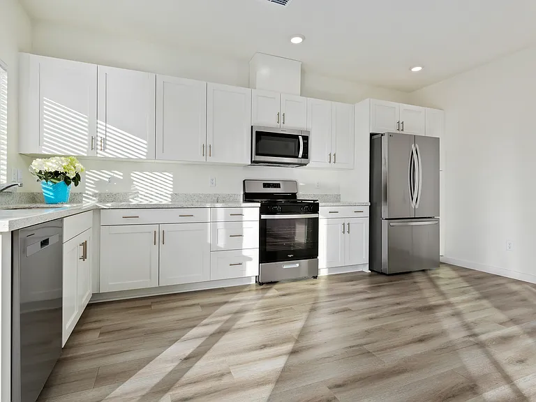 966 Bertino Pl — Photo 7
