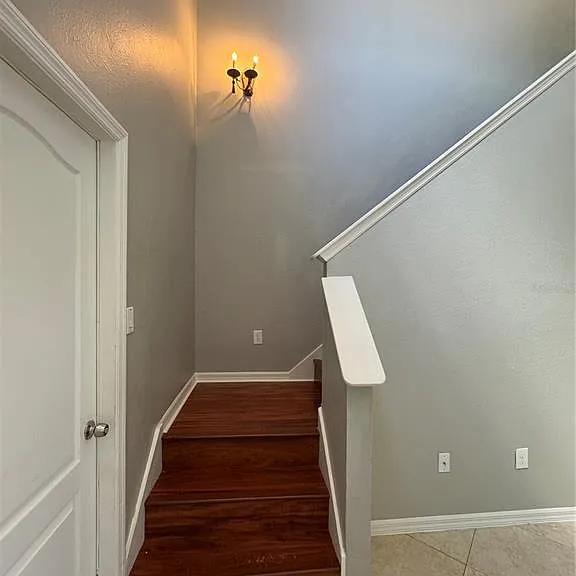 18006 Birdwater Dr — Photo 34