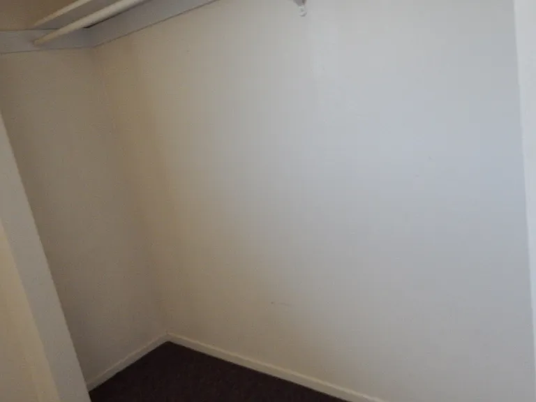 1346 Hawthorne Ave #D — Photo 5