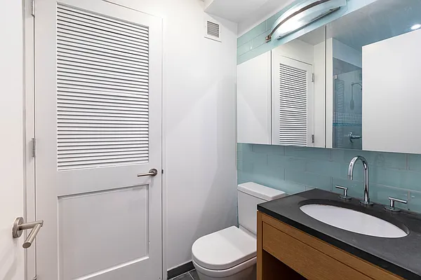 Rented by Brown Harris Stevens | media 18