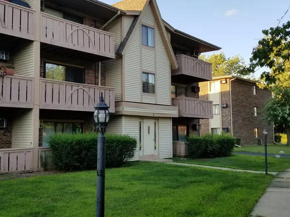5 Echo Ct, Vernon Hills, IL