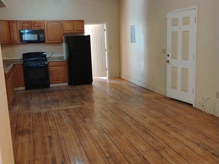 96 Grand St #1 — Photo 5