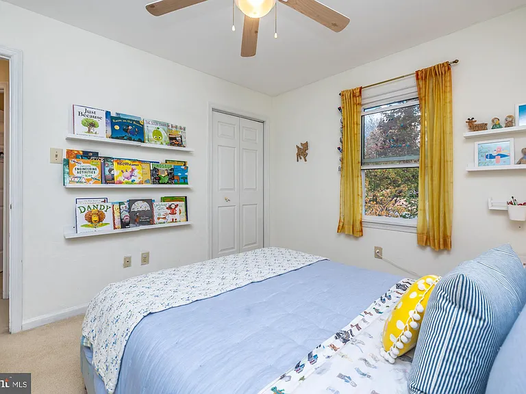 517 Summercroft Dr — Photo 38