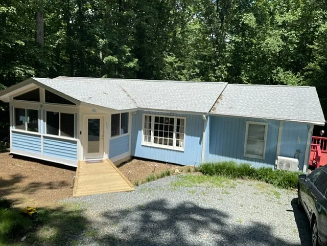 Studio, 675 sqft, $950 — Photo 1