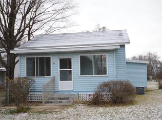 1115 Harrison St, Walkerton, IN 46574
