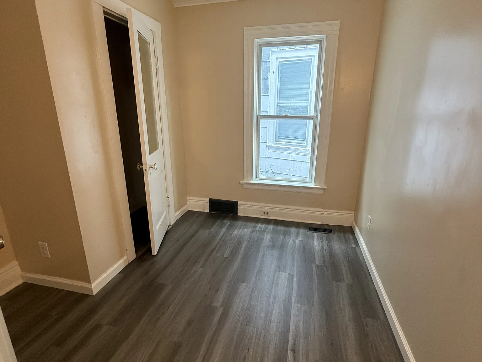 169 Landon St - 1 — Photo 4