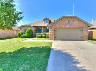 1415 Spoonwood Dr, Norman, OK 73071