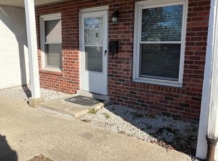 4501 S 6th St APT 28, Louisville, KY 40214