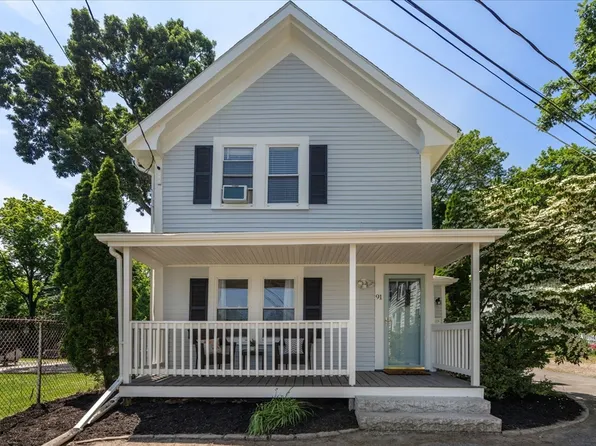 91 Freeman St, Newton, MA 02466