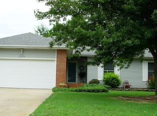 4066 S Sunrise Ave, Springfield, MO 65807